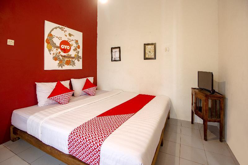 Oyo 287 Rumah Eyang Near Rsud Kota Yogyakarta Hotel Exterior photo